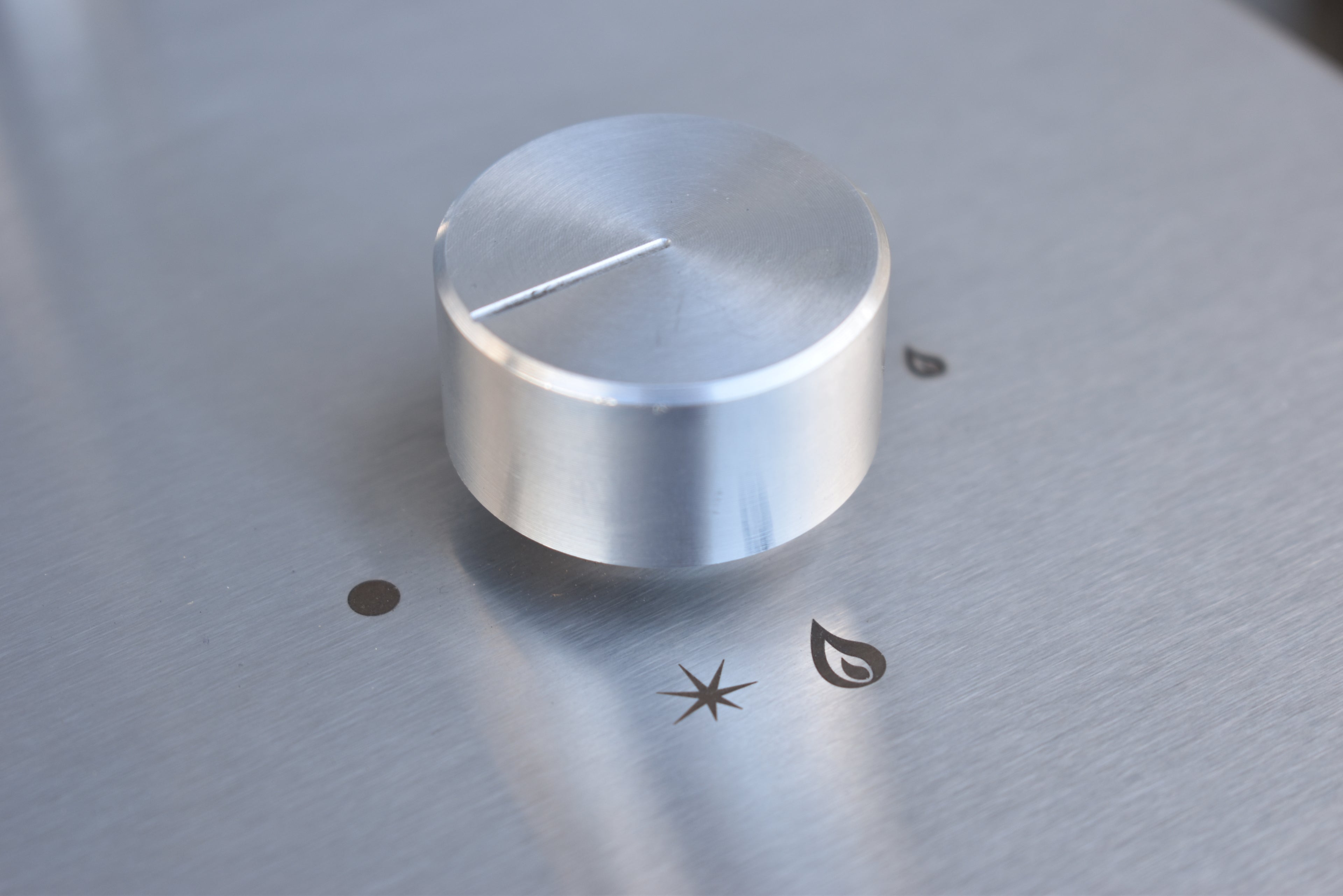 IGE Knob Set